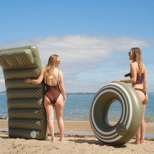 SPORTY OVERSIZED POOL TUBE- OLIVE